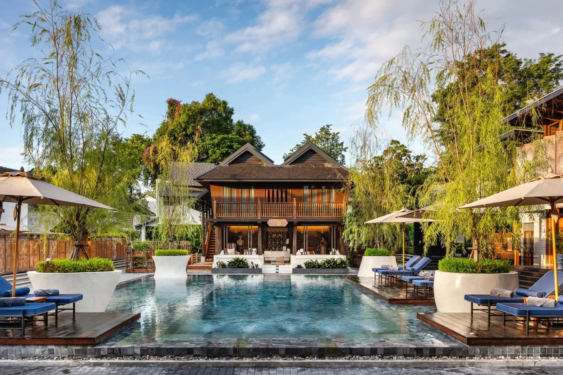 Centara Riverside Hotel Chiang Mai — HOTEL